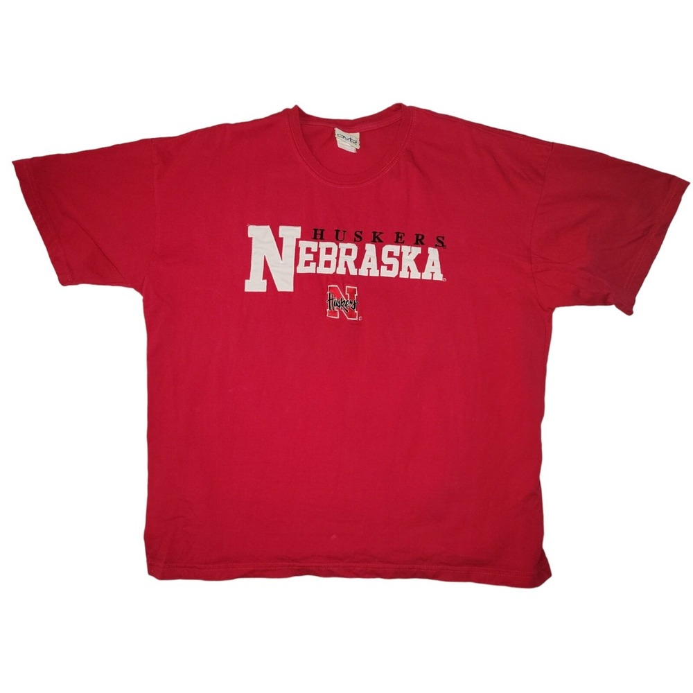 Nebraska Cornhuskers Huskers Red Embroidered T-shirt XL by Old Varsity Brand